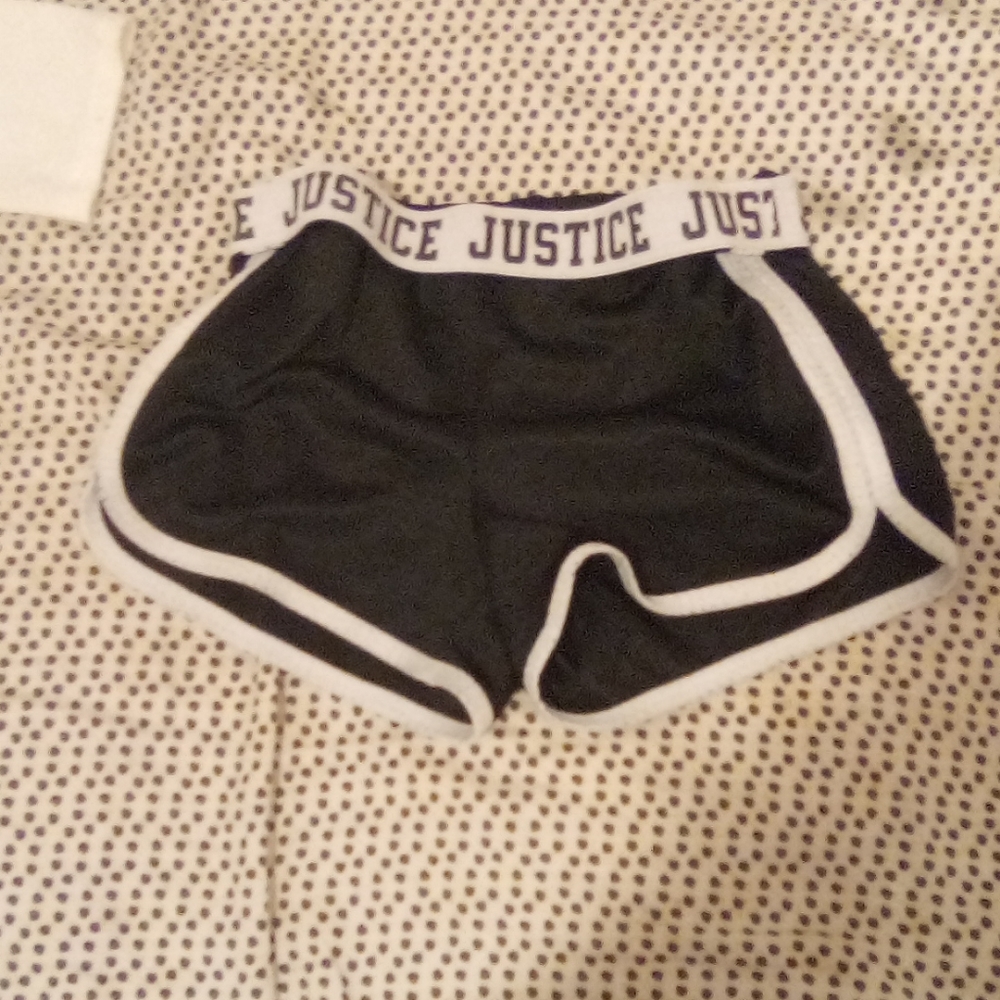 Shorts - Picture 2 of 2